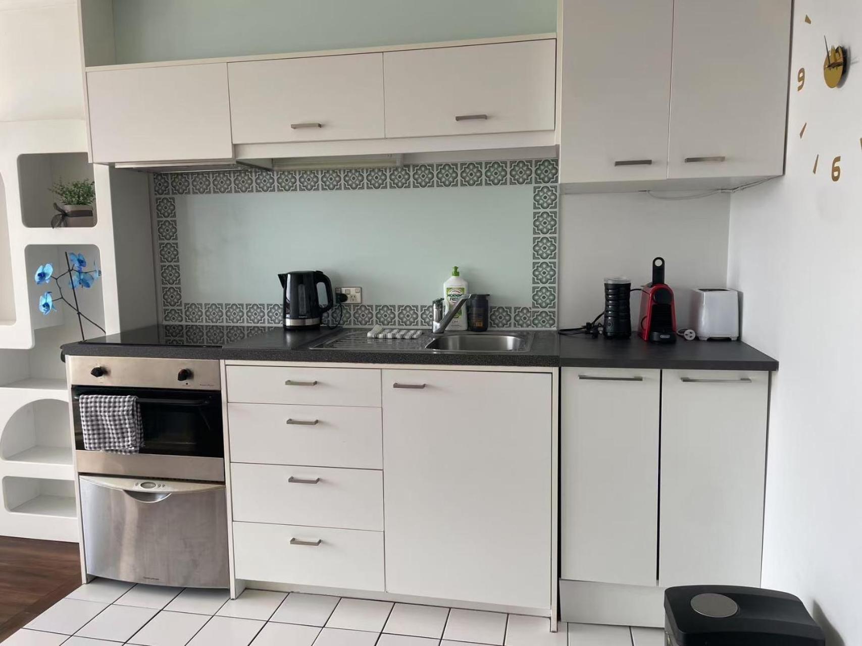 Arthur House 2 Bedrooms Balcony Good View Wifi Easy Parking